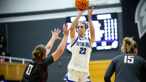Jordana Codio rises for a shot against Washington State on Dec. 16