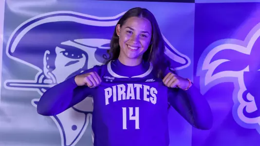 Natalia Hall-Rosa poses on her official recruiting visit to Seton Hall