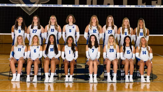 2025 Volleyball Team Photo - no coaches