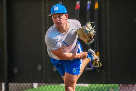 Stephen Curry pitching