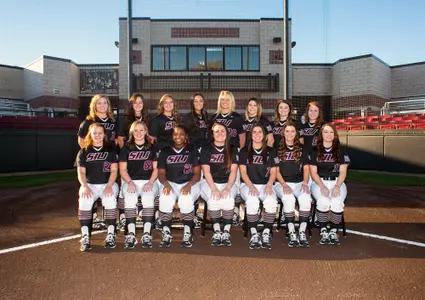 2015-16 Saluki Softball Team