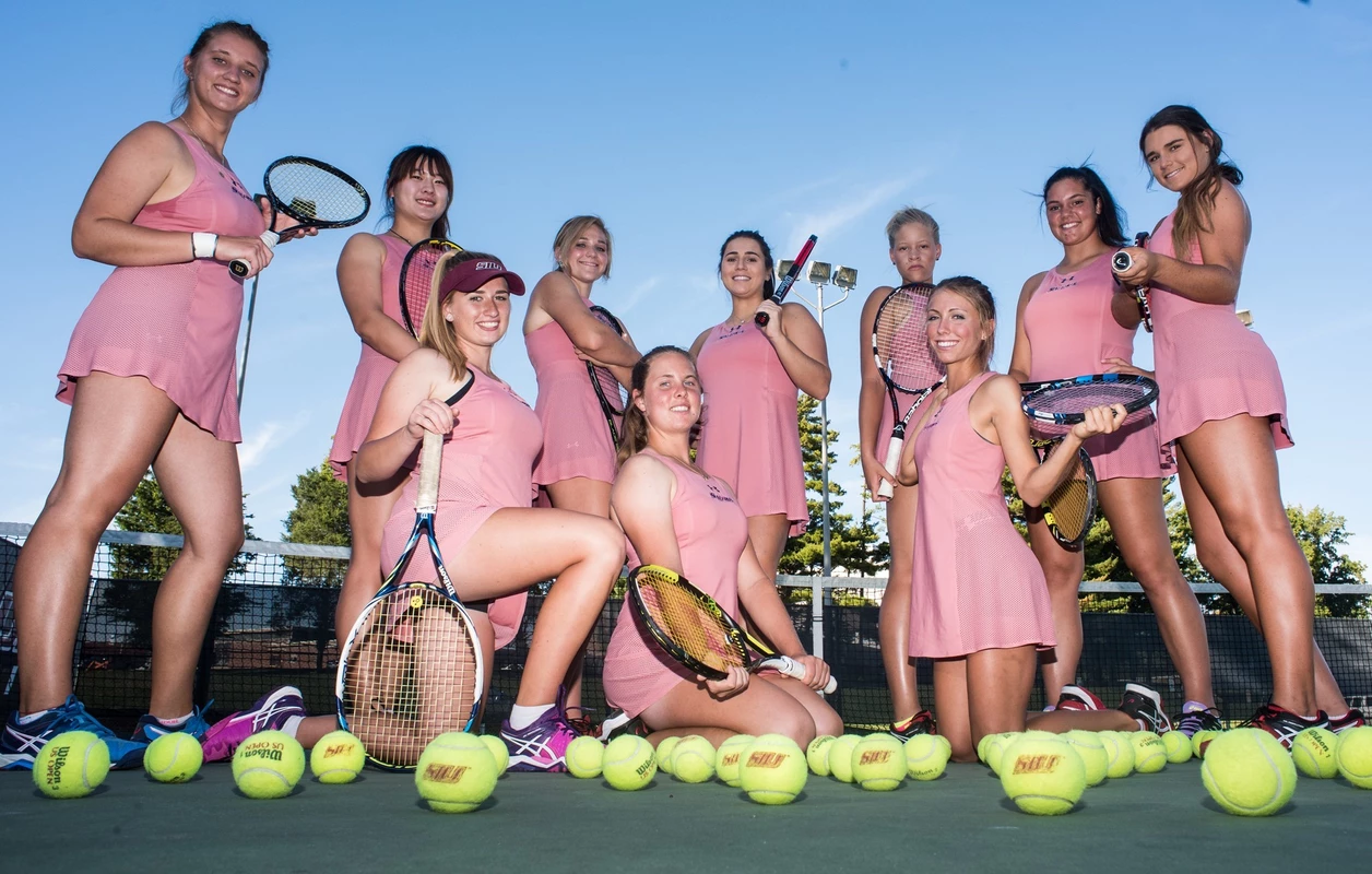 2015-16 Women's Tennis Team