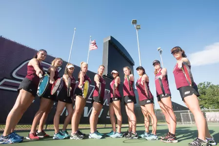 2016-17 Women's Tennis team