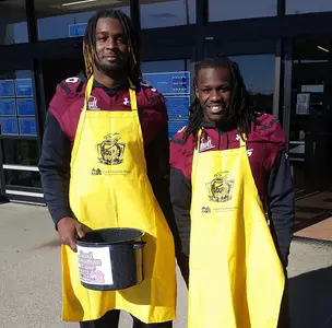 Rondarian Bell, Daquan Isom Souper Bowl for Caring