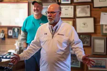 Jerry Kill Speaks at Wounded Warriors Hunt