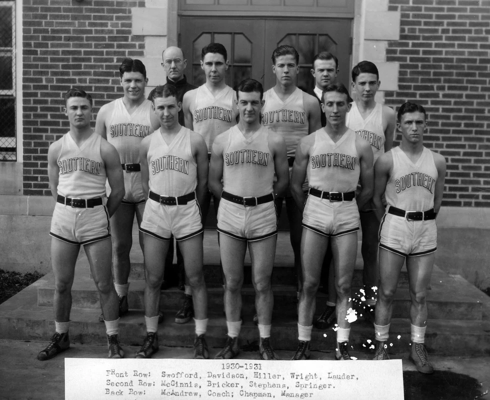 1930-31 Men's Basketball Team
