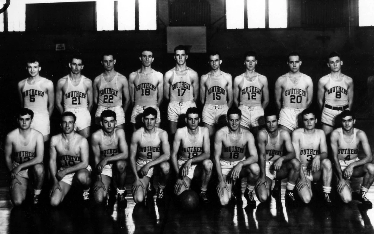 1940-41 Men's Basketball Team