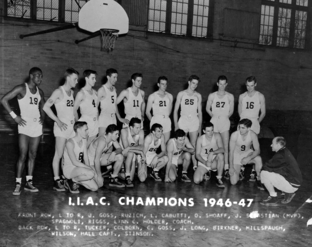 1946-47 Men's Basketball Team