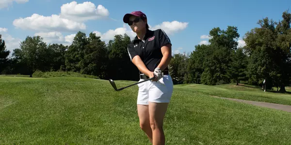 Jackie Biggs practices at Hickory Ridge in Carbondale, IL