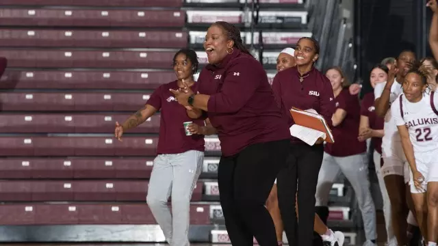 Head Coach Kelly Bond-White