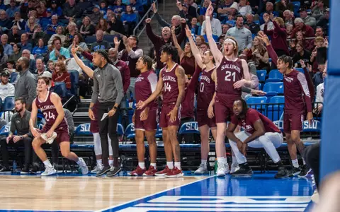 Team Bench vs SLU-2022