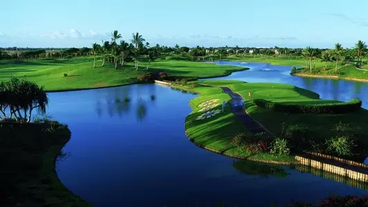 Mgolf at Hawaiii
