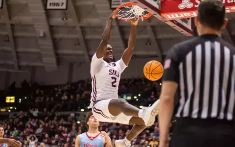 Scottie Ebube vs UIC-2022-23