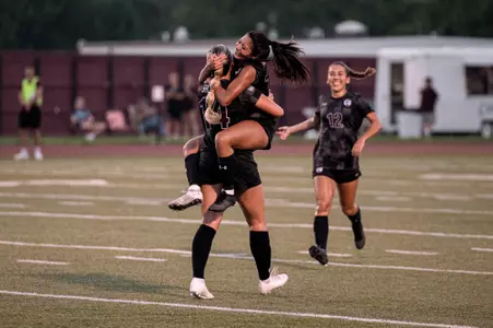Women's Soccer battles Kansas City to a draw on Thursday night Image