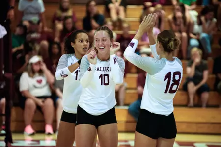 Volleyball Averi Vanderzille