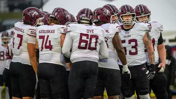Huddle at Murray State
