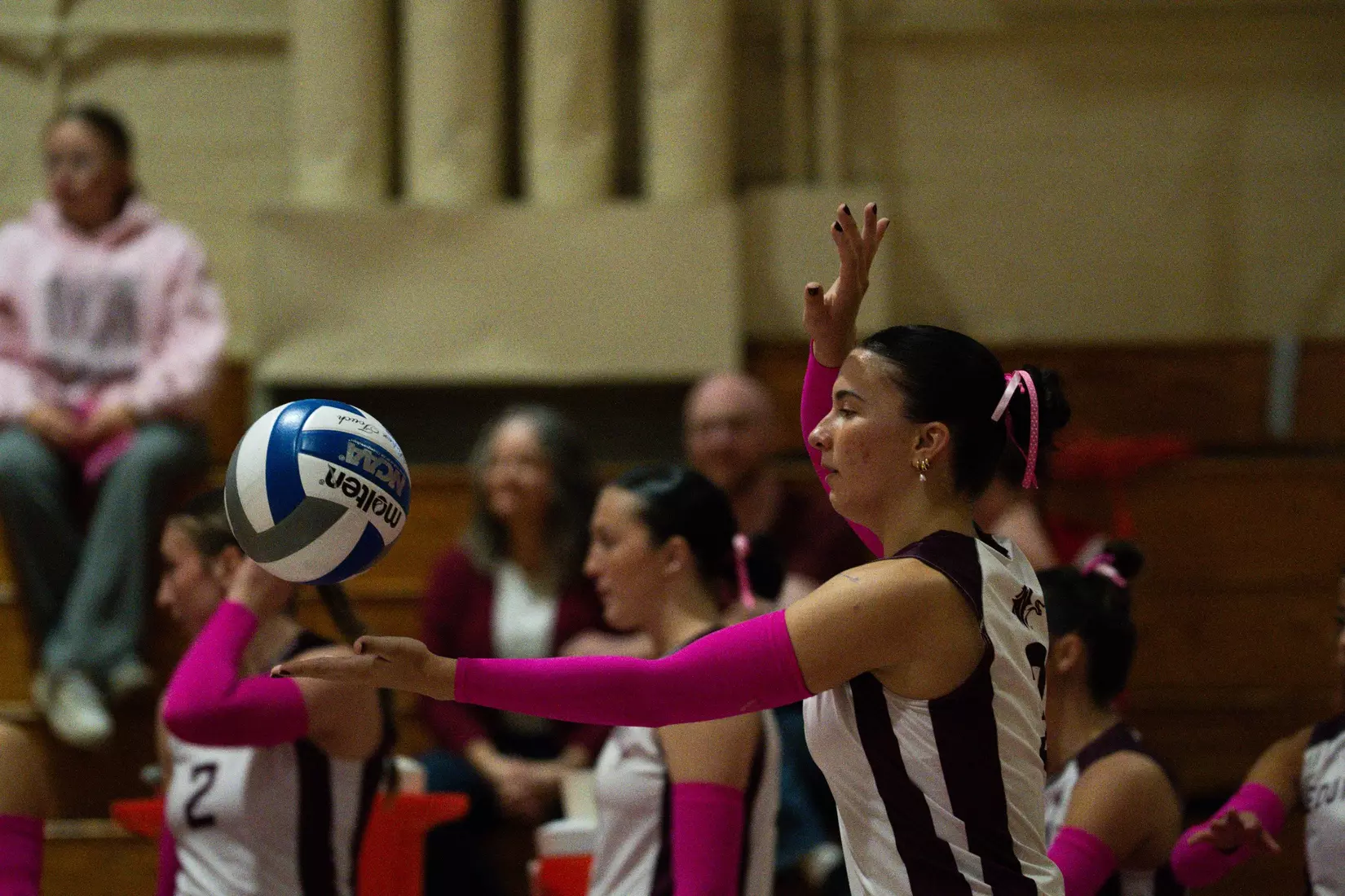 McKenzie Moeller prepares for a serve.