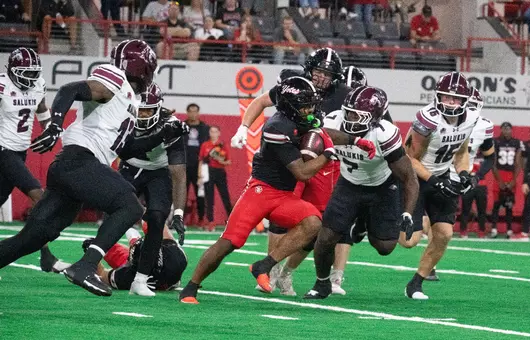 South Dakota's Second-Half Surge Sinks Salukis