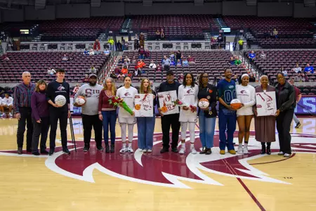 WBB Senior Day