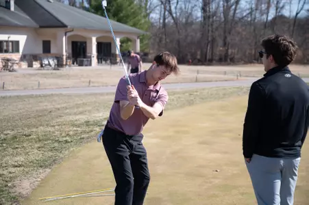 Hawkeye invite photo after second place finish April 2026