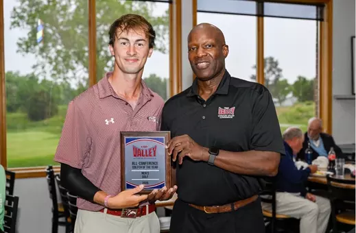 Schutter at MVC Championship last career compete