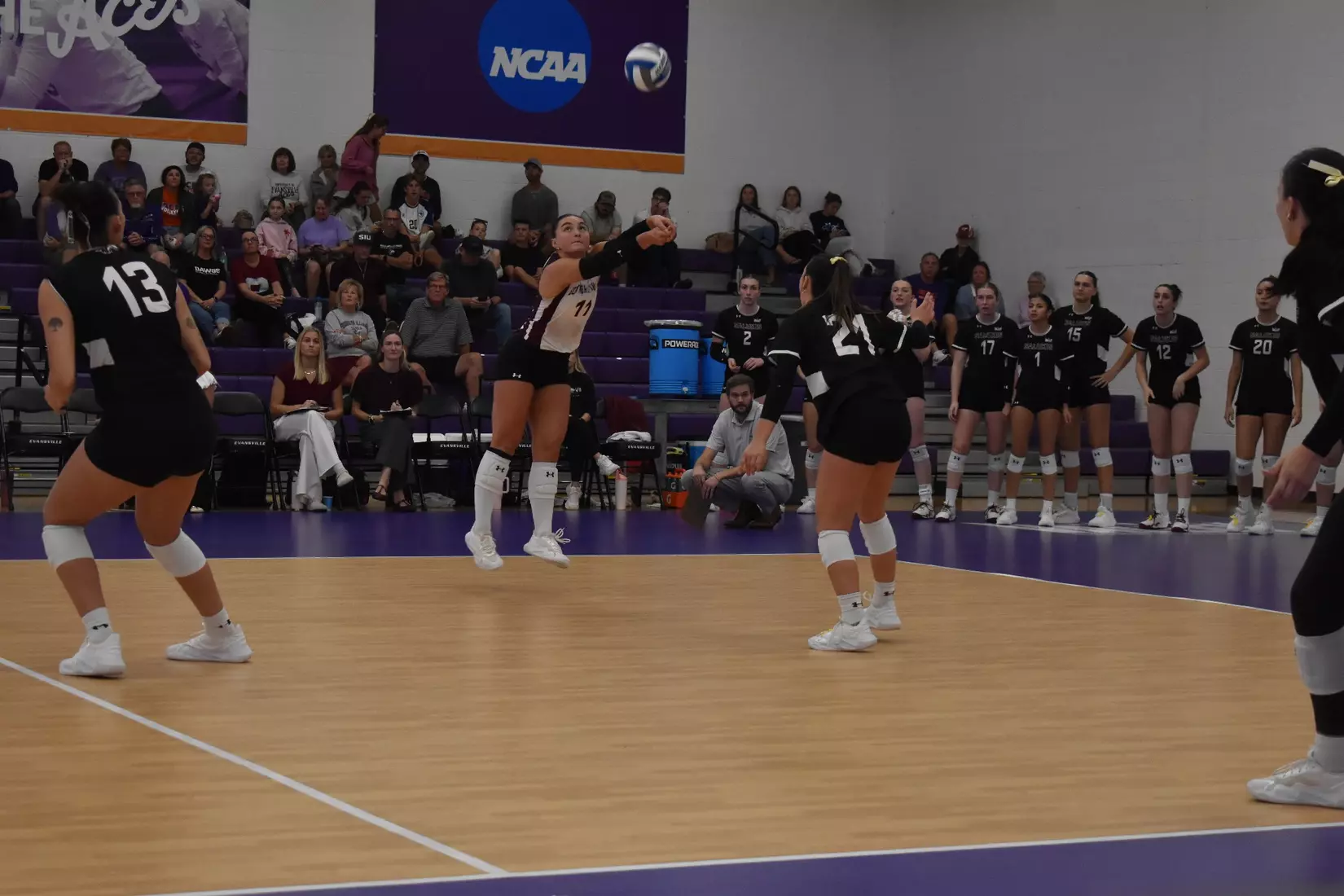 Jillian Shaneyfelt receives a serve.