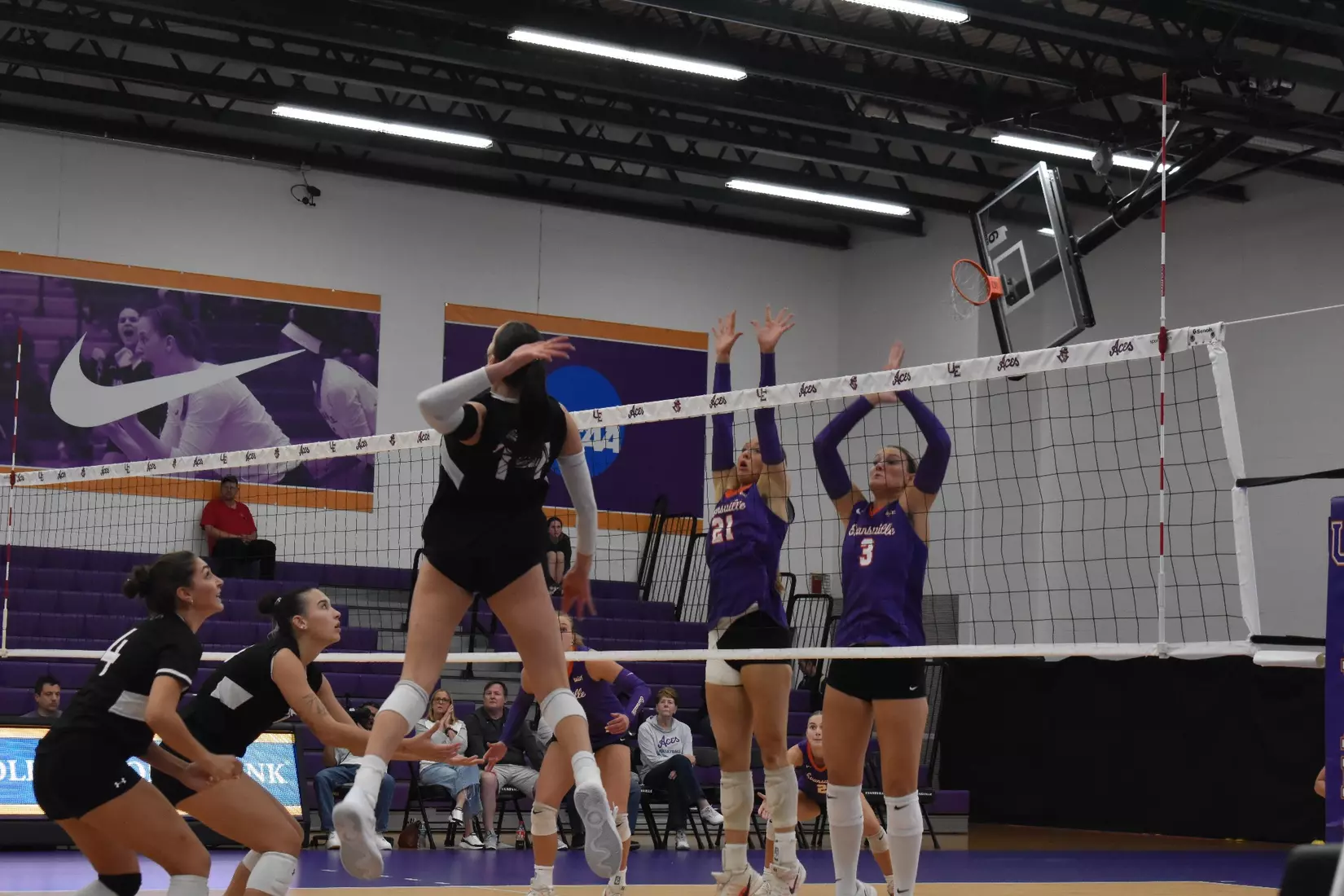 Ella Swansiger prepares to attack a ball.