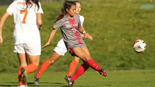 Kailana Kaeo completes a through ball during the Gaels 1-0 win over Pacific on Senior Day at Saint Mary's Stadium on Nov. 4, 2017