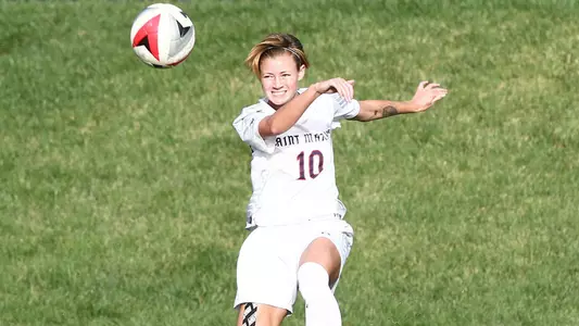 Hannah Diaz scored the season opening goal for the Gaels Friday afternoon.