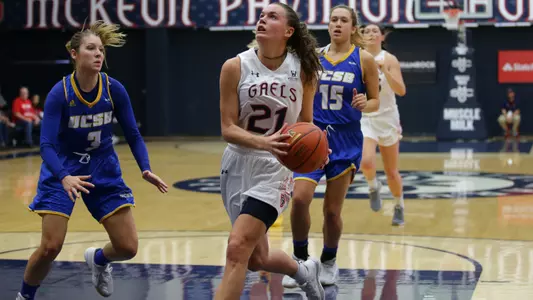 Stella Beck finished the final game of her Saint Mary's career with a double-double, scoring a team-high 29 points and grabbing 10 rebounds.