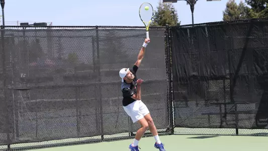 Reckow leaping serve
