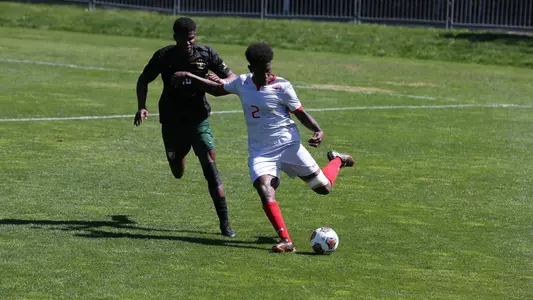 Christian Engmann kicks vs USF