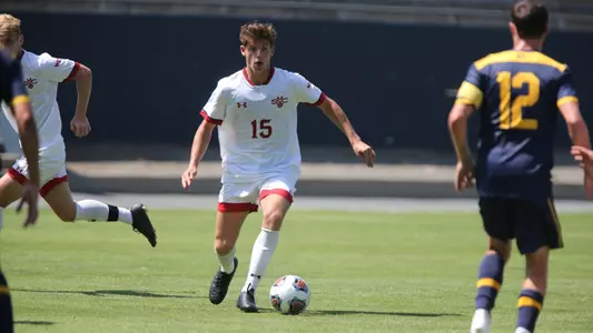 Riley Lynch dribbles v. Cal