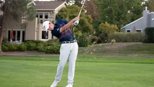 Golfer swings one Day 1 2021