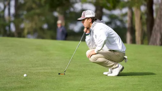 Hoey pre putt