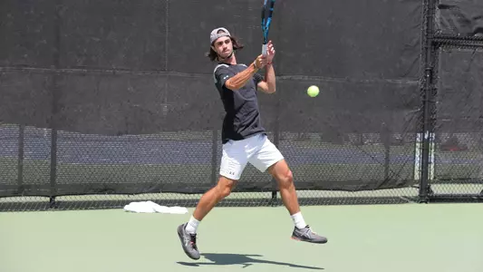 Caelan Potts hopping open hand shot