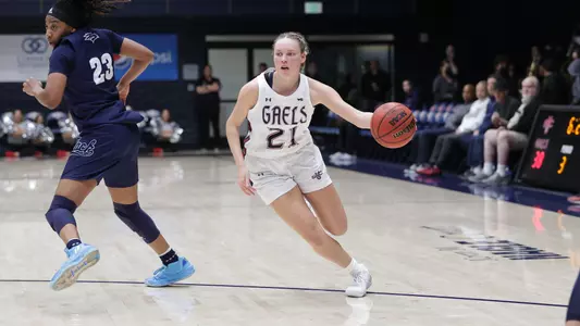 Hanna Rapp drives past a Nevada defender