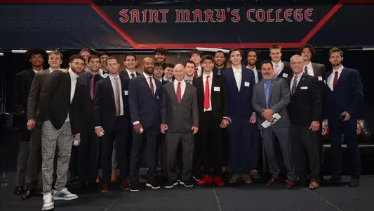 Tip Off Dinner Team Photo 2022