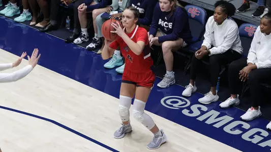 Taycee Wedin overhead corner three-point attempt