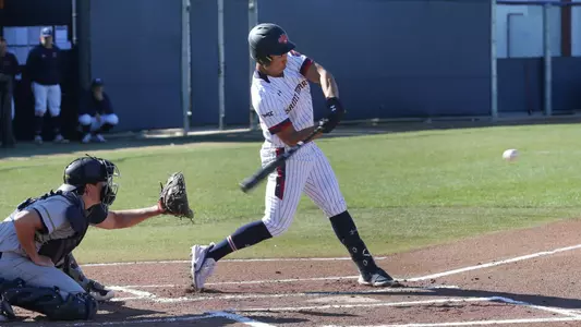 Nathan Chong mid swing