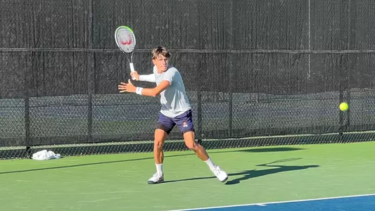 Thibaud Maxant vs Yale