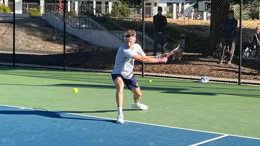 Mathis Moysan two-handed swing