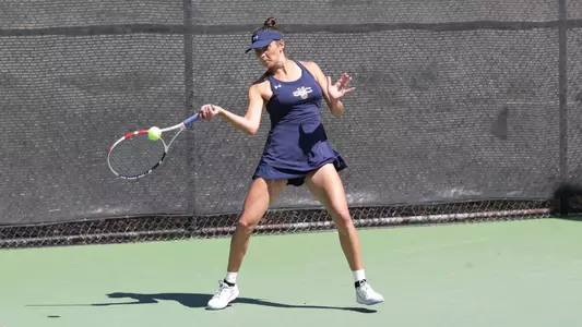 Ronney in blue forehand