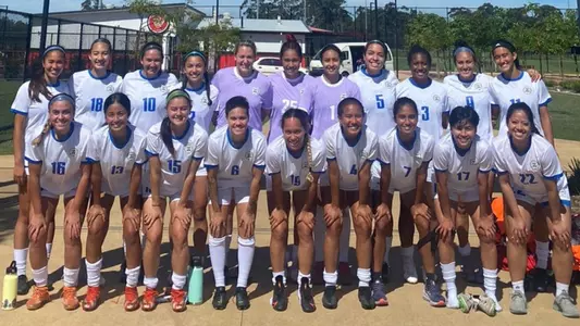 Alcantara in team Philippines photo