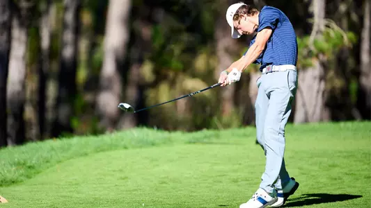 Hoey follows through on swing