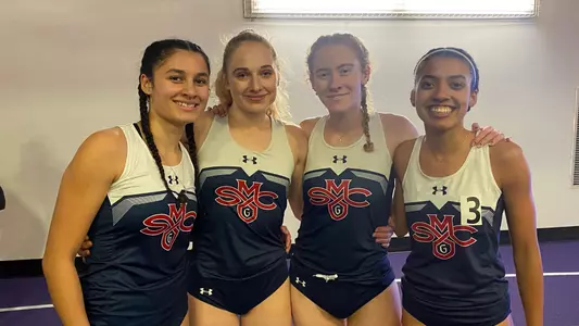 4x400 Women's Relay at Portland Indoor One