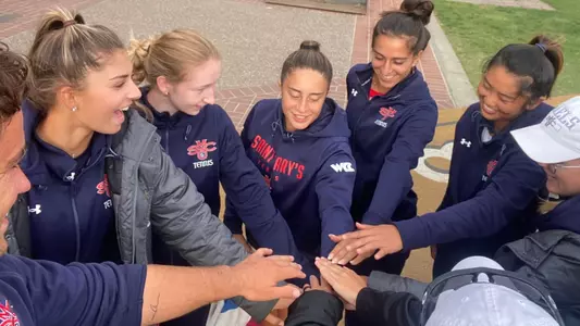 Pre match huddle for 2023 Cal Fall Invite