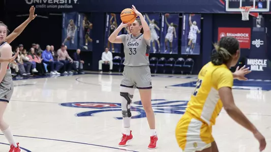 Bamberger 3 pointer vs. North Carolina A and T