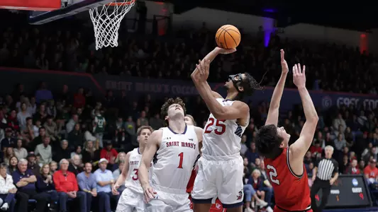 Mason Forbes layup vs Davidson