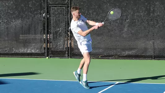 Mathis Moysan two-hande backhand swing